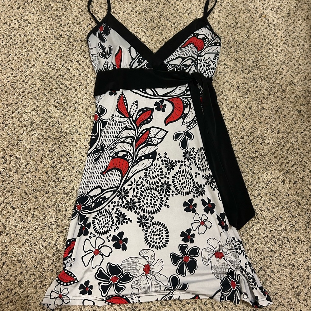 Chic Black and Red Floral Women's Tunic